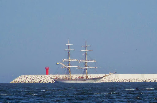 „Tre Kronor af Stockholm”. „Tre Kronor af Stockholm”.