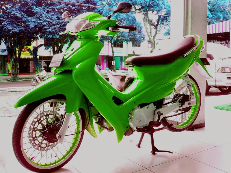 Modifikasi Motor Smash 2003 kumpulan foto hasil modifikasi motor smash terbaru otomotiva Modifikasi Motor Smash 2003 kumpulan foto hasil modifikasi motor smash terbaru otomotiva
