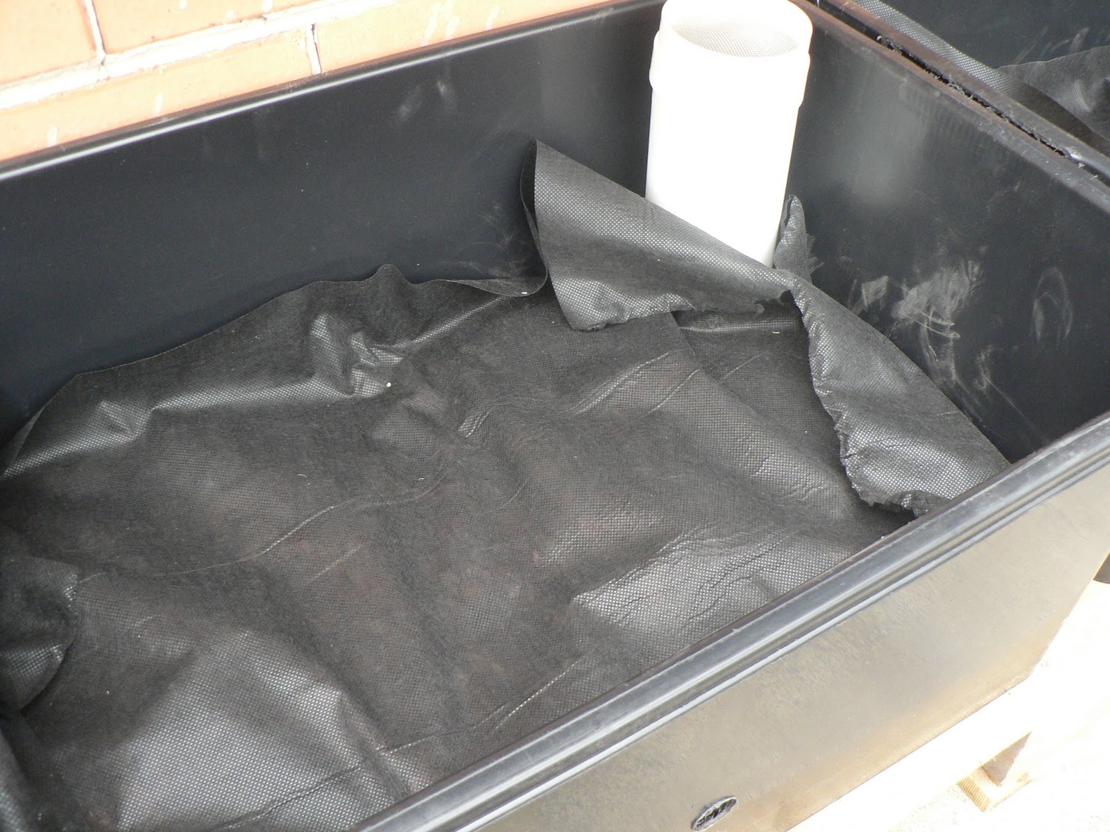 My Thornbury Garden Building the Wicking Tubs