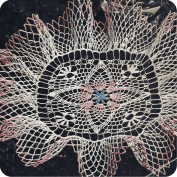 Centro de mesa con volante a Crochet Centro de mesa con volante a Crochet