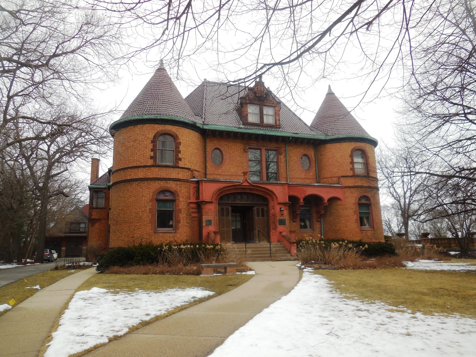 Von and Carolyn Christensen EVANSTON HISTORICAL SOCIETY
