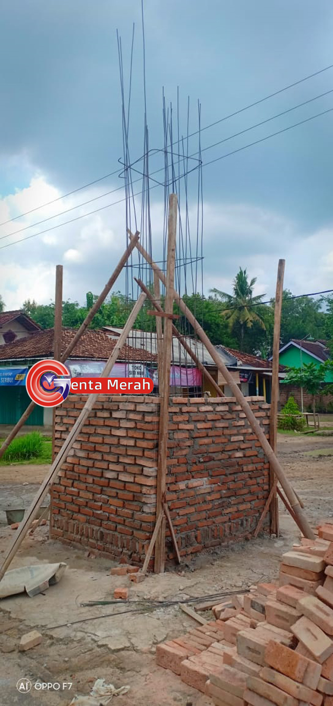 Wujudkan Simbol Desa, Kades Purbasakti Bangun Tugu Menggunakan Dana Desa