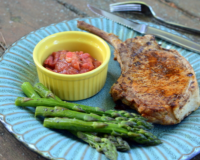 Juicy Pork Chops ♥ KitchenParade.com, my favorite brine for pork chops, adding moisture and flavor to pork that's bred, these days, for leanness. Low Carb. Naturally Gluten Free. Weight Watchers Friendly.