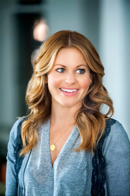 Its a Wonderful Movie - Your Guide to Family and Christmas Movies on TV: Candace Cameron Bure stars in the Hallmark Channel Christmas Movie 'CHRISTMAS UNDER WRAPS'