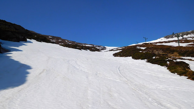Cordillera Cantabrica Pico de la Miel Esqui de Travesia