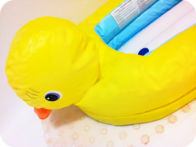 Munchkin duck bath, duck bath, first words