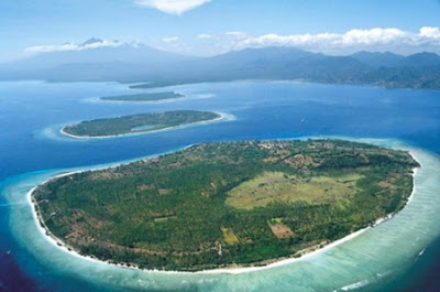 wisata lombok, pantai, wisata alam, pantai perawan, objek wisata, pulau lombok, gili manuk, eksotis, jernih, terumbu karang