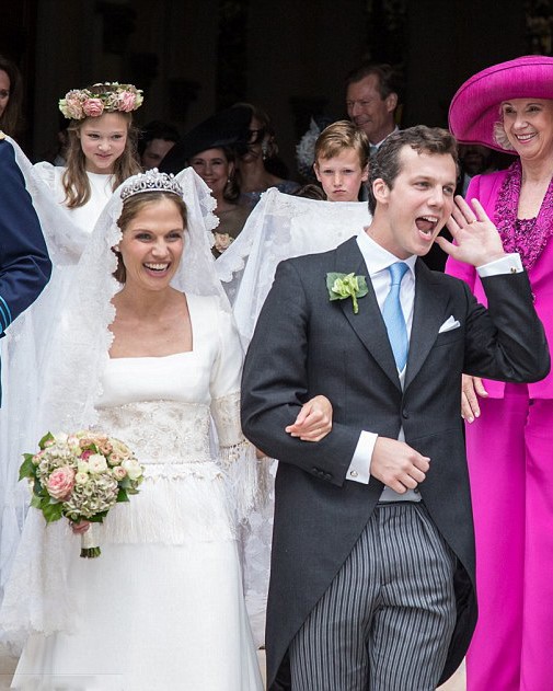 Royal Family Around the World: Princess Alix of Ligne Weds Count ...