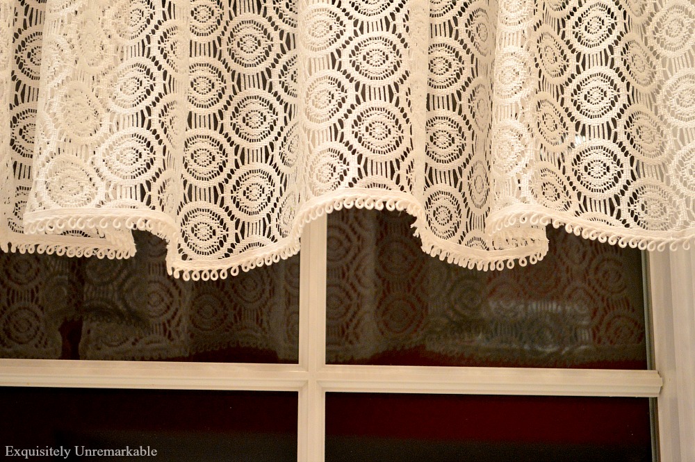 Easy Rod Pocket Lace Valance Exquisitely Unremarkable