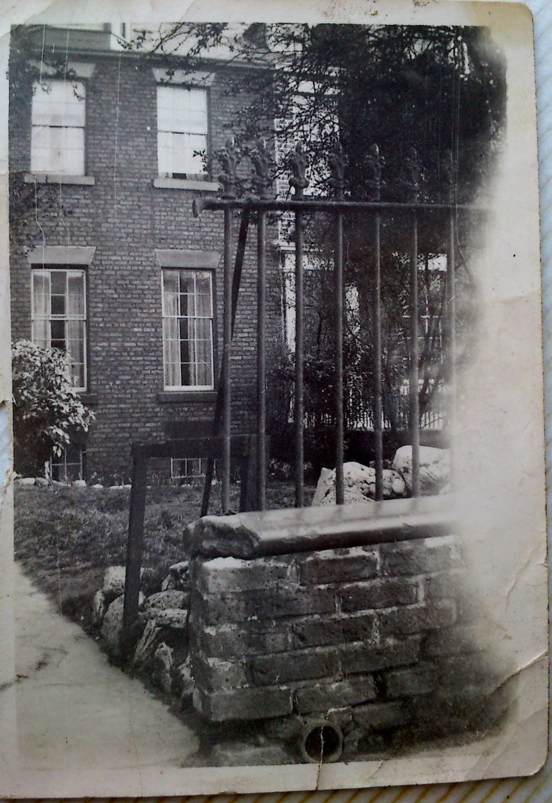 Taylor Family Tree + THE HOUSE of The COUTTS, LISLE'S HENERSON'S