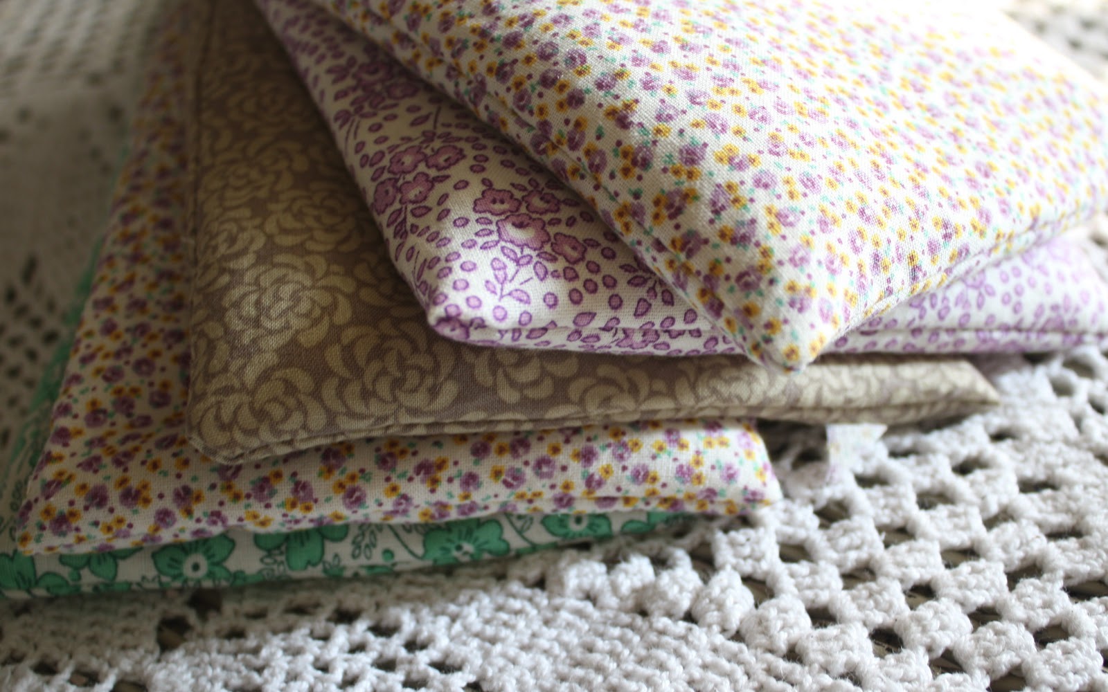 Sewhungryhippie Diy Simple Luxuries Lavender Eye Pillow