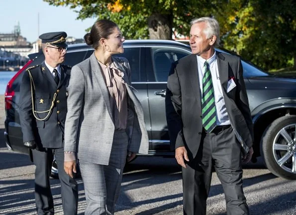 Princess Victoria Sustainable Seas Initiative's Baltic Sea Seminar, Tre Kronor af Stockholm in  in Skeppsholmen, Valentino bag, Zara blouse, wore Pantsuit