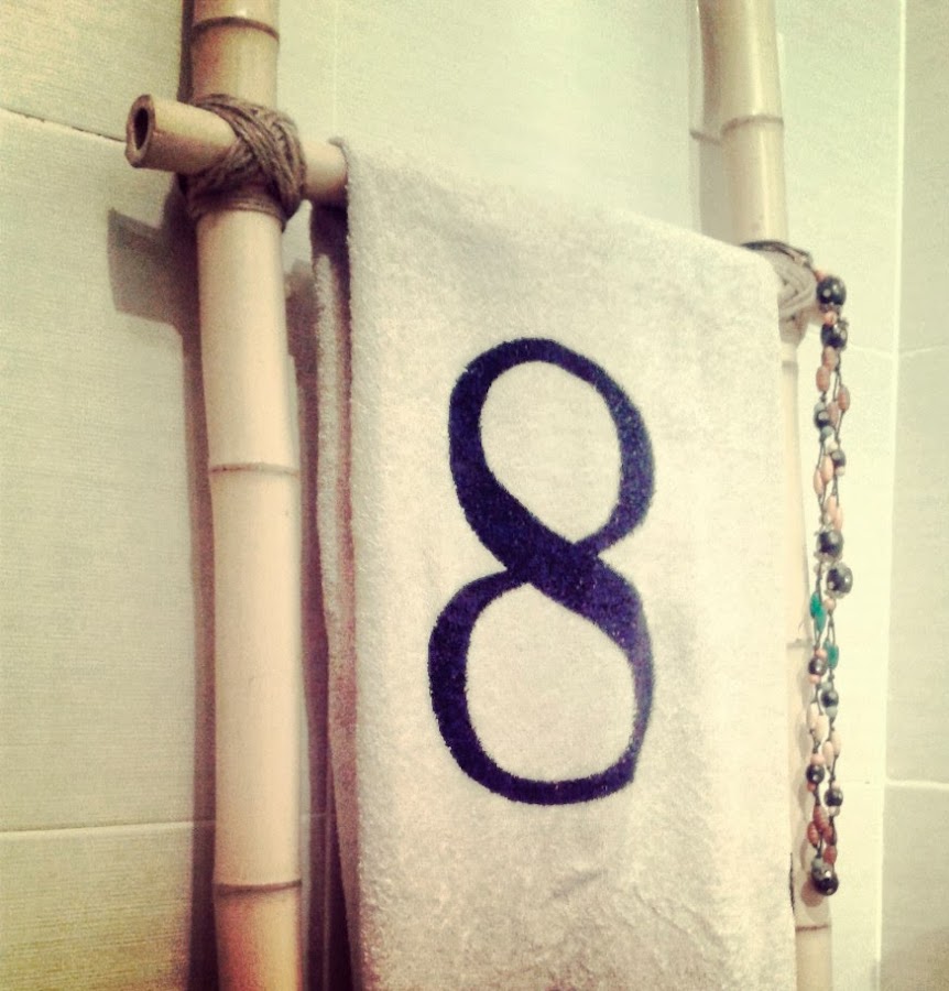DIY toallero vintage de bambú decoración de baños Handmademania hmmd, bamboo towel rack, deco, bathroom, baño, original