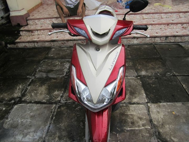 Sơn phối màu xe Yamaha Luvias GTX màu trắng đỏ