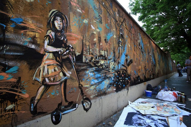 Рисунки на стенах. Alice Pasquini 38