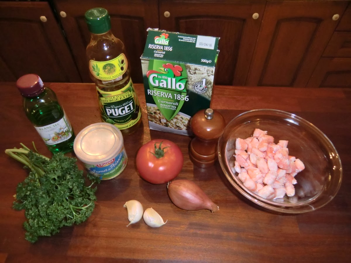 Ingredients for 2 servings of risotto with shrimps