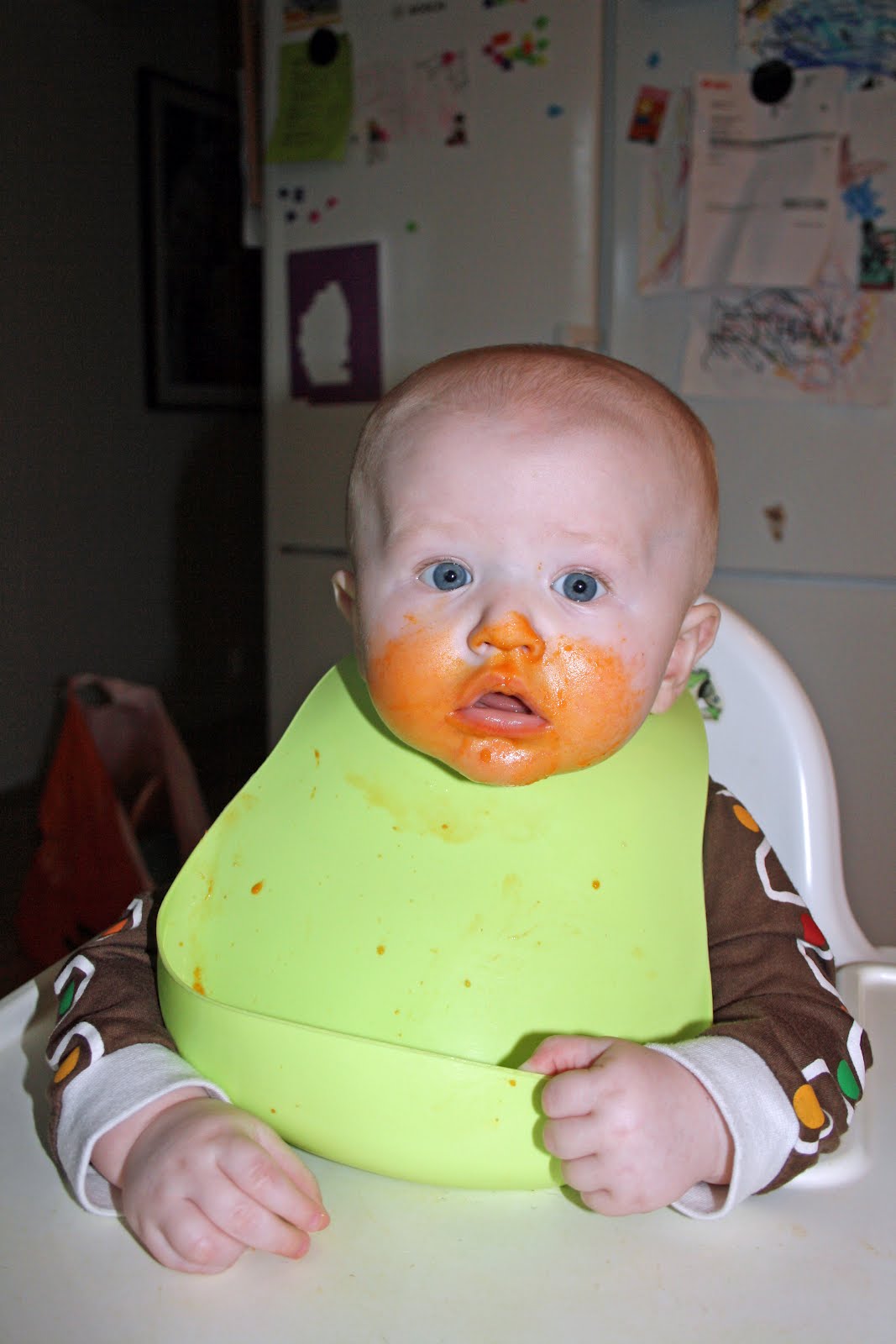 The HarrisonHelins Smoosh face likey pasta sauce!