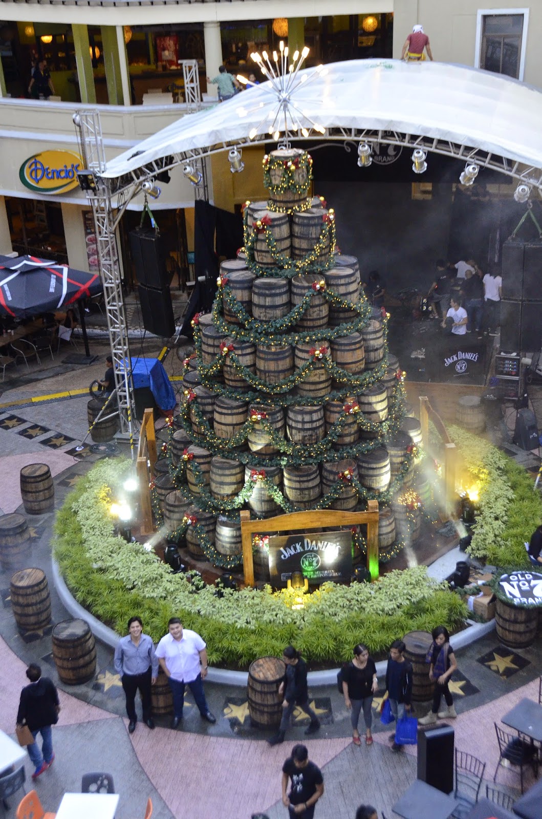Deniese Torres: The Jack Daniels Holiday Barrel Tree Comes To Manila!