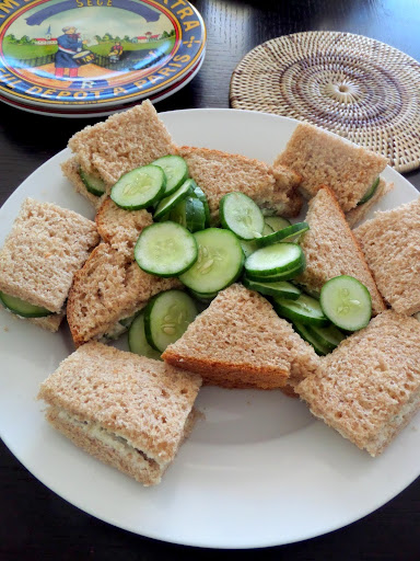 Cucumber Finger Sandwiches:  Simple and delicious finger sandwiches made with cucumbers sandwiched between creamy cheese and soft bread.  An easy afternoon snack or an elegant party food.
