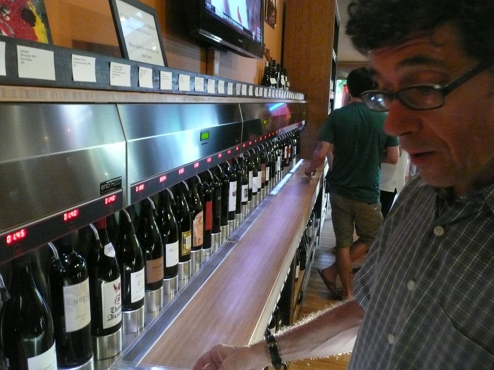 schillerwine Tasting Wines at the Paso Robles Wine Centre in Paso