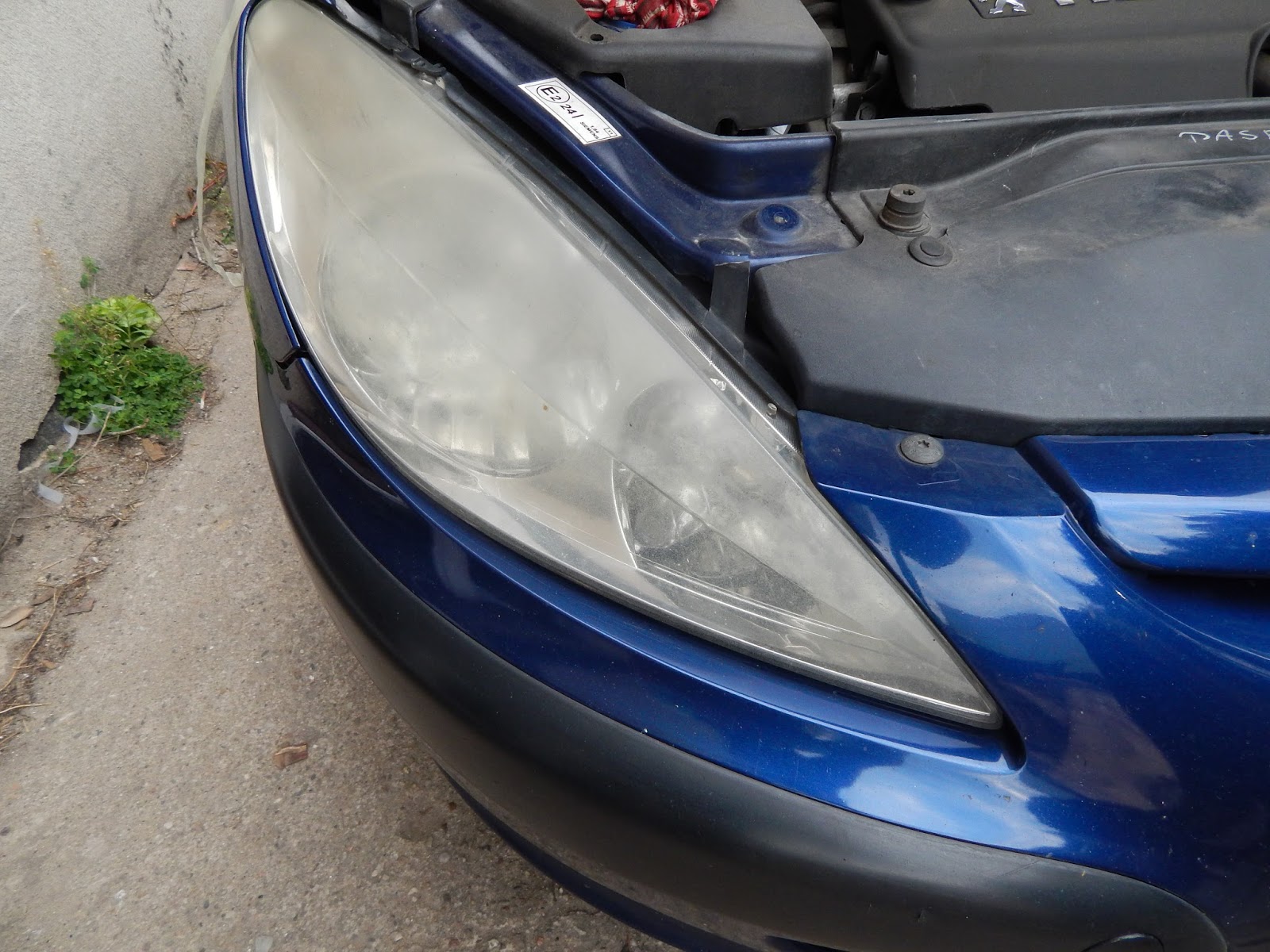 Naprawa świateł samochodowych polerowanie lamp Peugeot 307