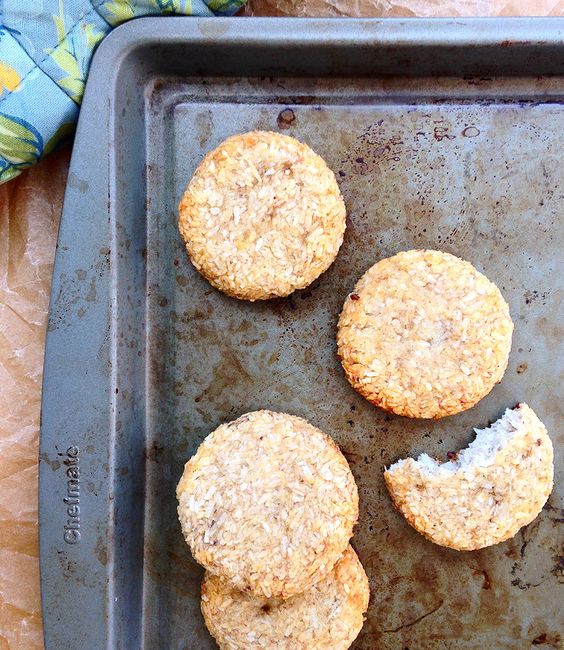 2 Ingredient Banana Coconut Cookies Food Inspiration Healthy