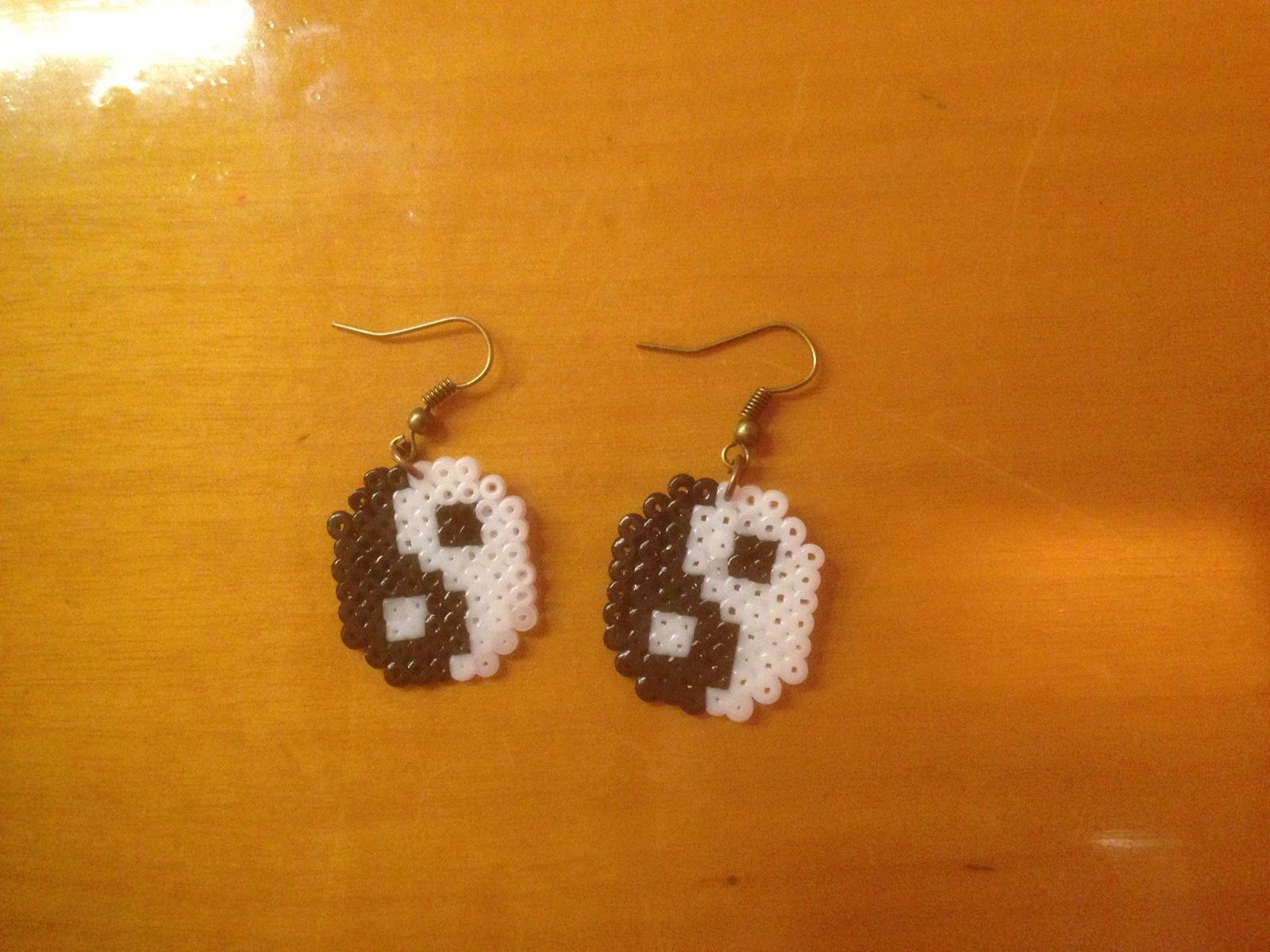 StitchesYarn El rincón de Jimmy Pendientes Hama Beads / Hama beads