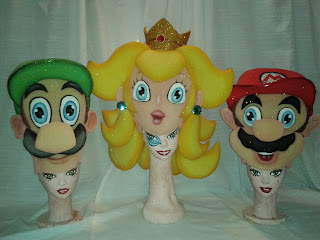 Gorro o Sombrero en goma espuma de Mario Bros, Luigi, Princesa Peach