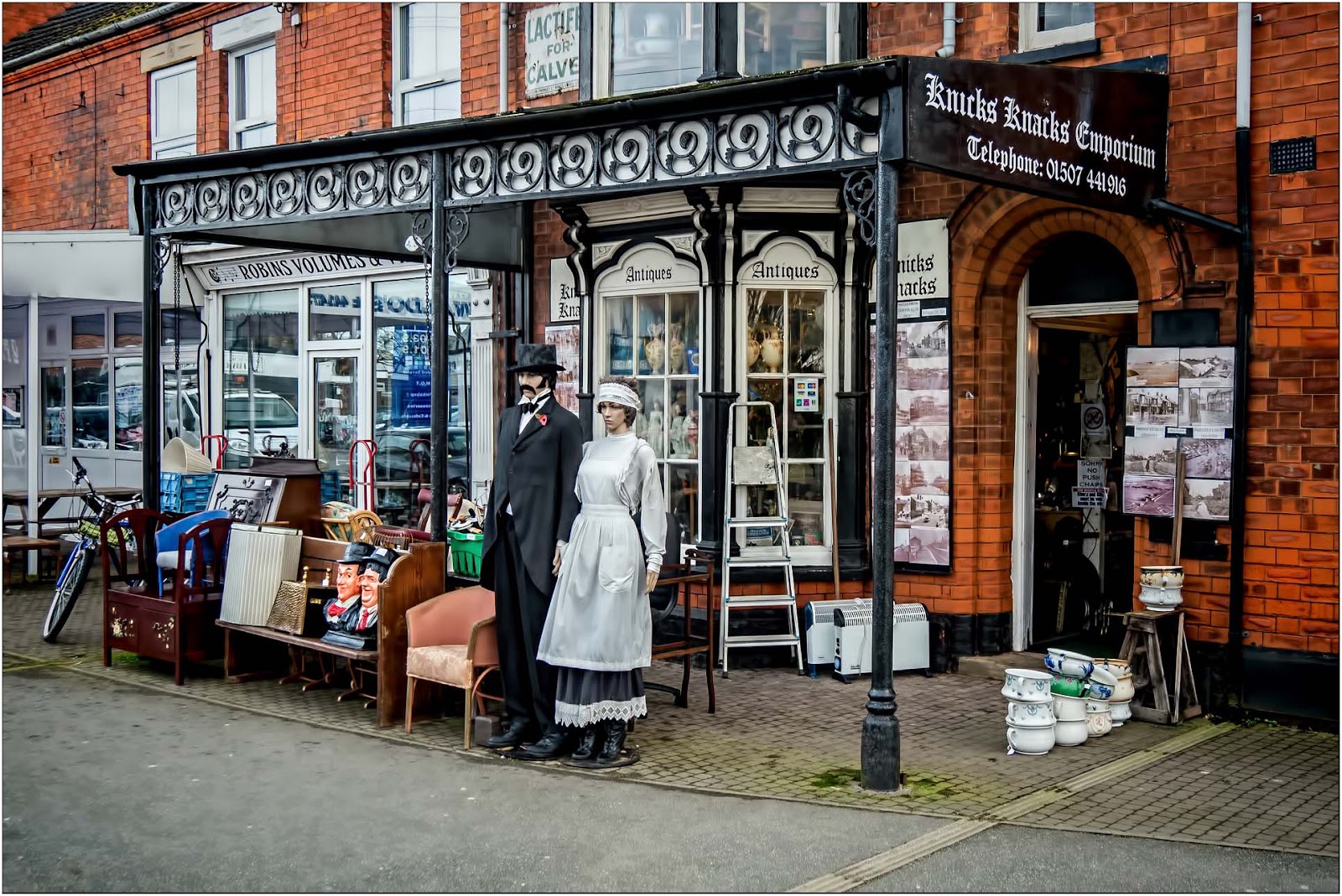 Lincolnshire Cam "Knicks Knacks Emporium" at Sutton on Sea in