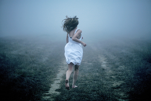 Resultado de imagem para fugir a correr