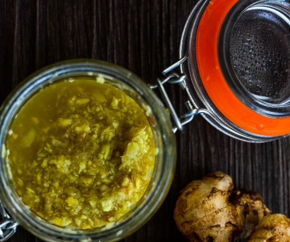 HOW TO PREPARE GINGER AND GARLIC PASTE