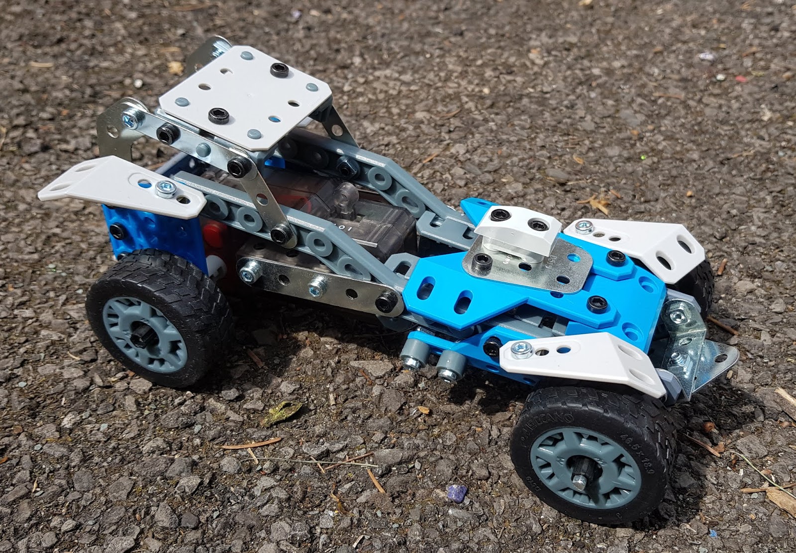 meccano for 8 year olds