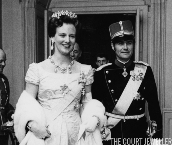 The Pearl Poire Tiara | The Court Jeweller