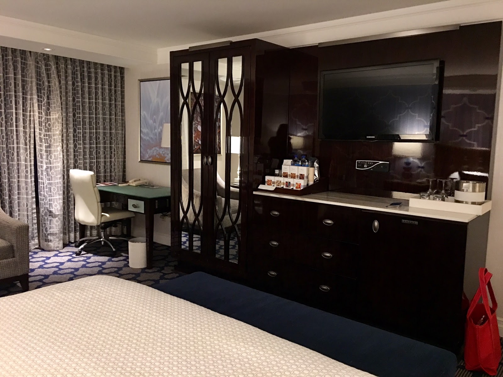 Bellagio Hotel Room Review