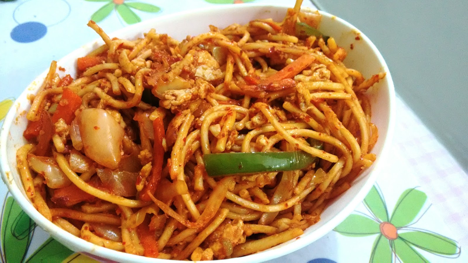 Abhi's Recipes - Variety of Creative & Easy Recipes: Spicy Egg Noodles