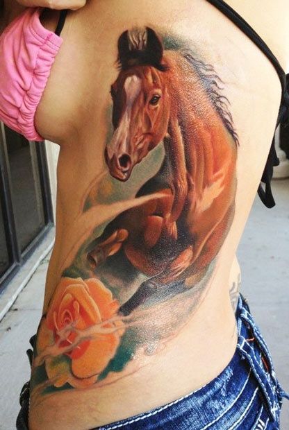 Los tatuajes de caballos están relacionados con los sentimientos
