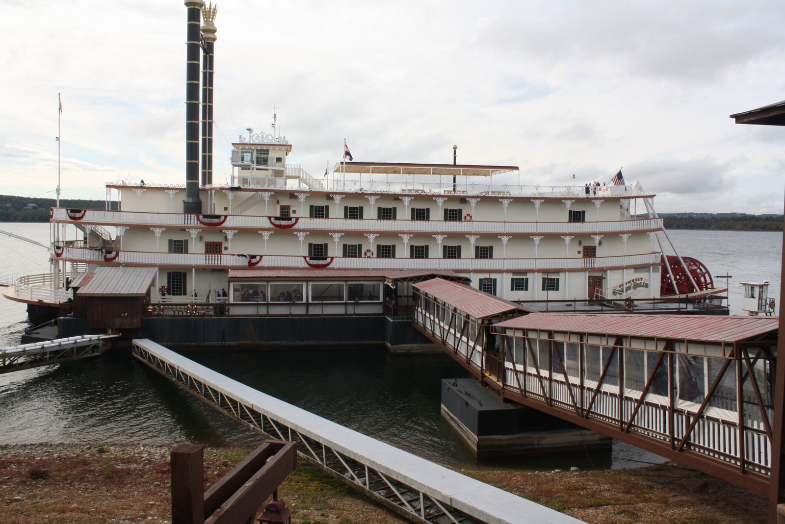 Mitchells on the trail Day 9 of 11 in Branson