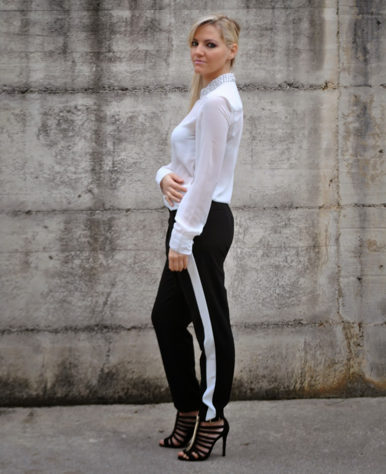 Color-Block By FelyM.: OUTFIT BLACK TROUSERS AND WHITE SHIRT
