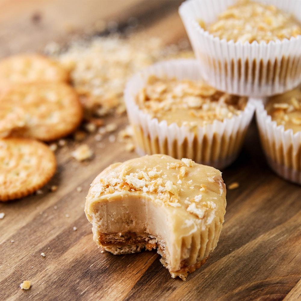Mini Peanut Butter Cheesecakes pastry recipes