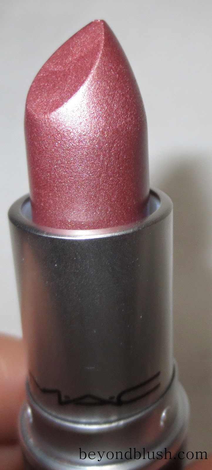 mac high strung lipstick