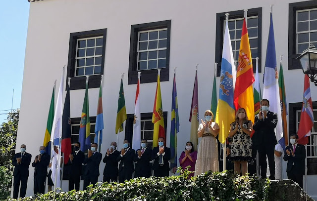 El Cabildo veneró y rindió homenaje a la Virgen de las Nieves, patrona y regidora mayor de La PalmaEl Cabildo veneró y rindió homenaje a la Virgen de las Nieves, patrona y regidora mayor de La Palma