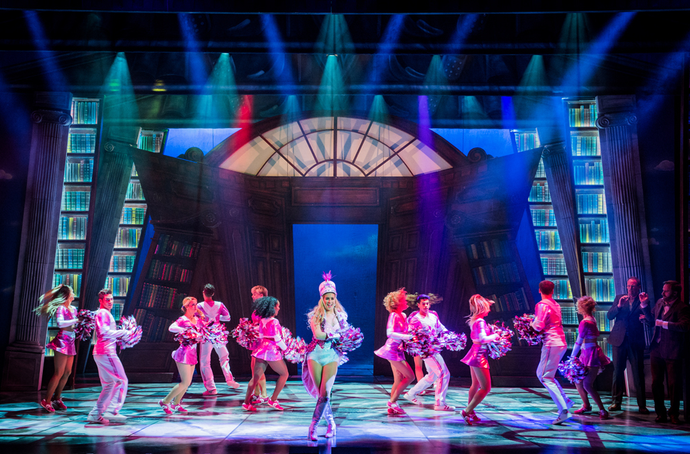 Review Legally Blonde At New Victoria Theatre Woking Pocket Size 