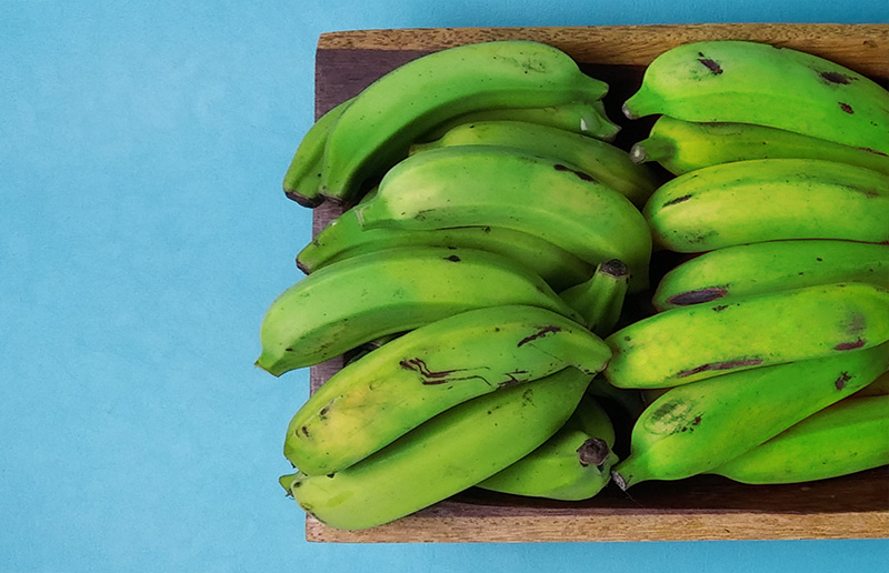 A delícia das delícias: aprenda a fazer chips de banana! | Casa&Cozinha
