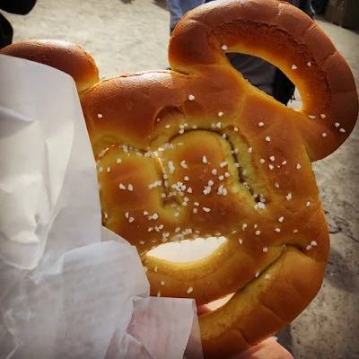 Mickey Mouse Pretzel: Why Disneyland is Better Now Than It Was When I Was a Kid