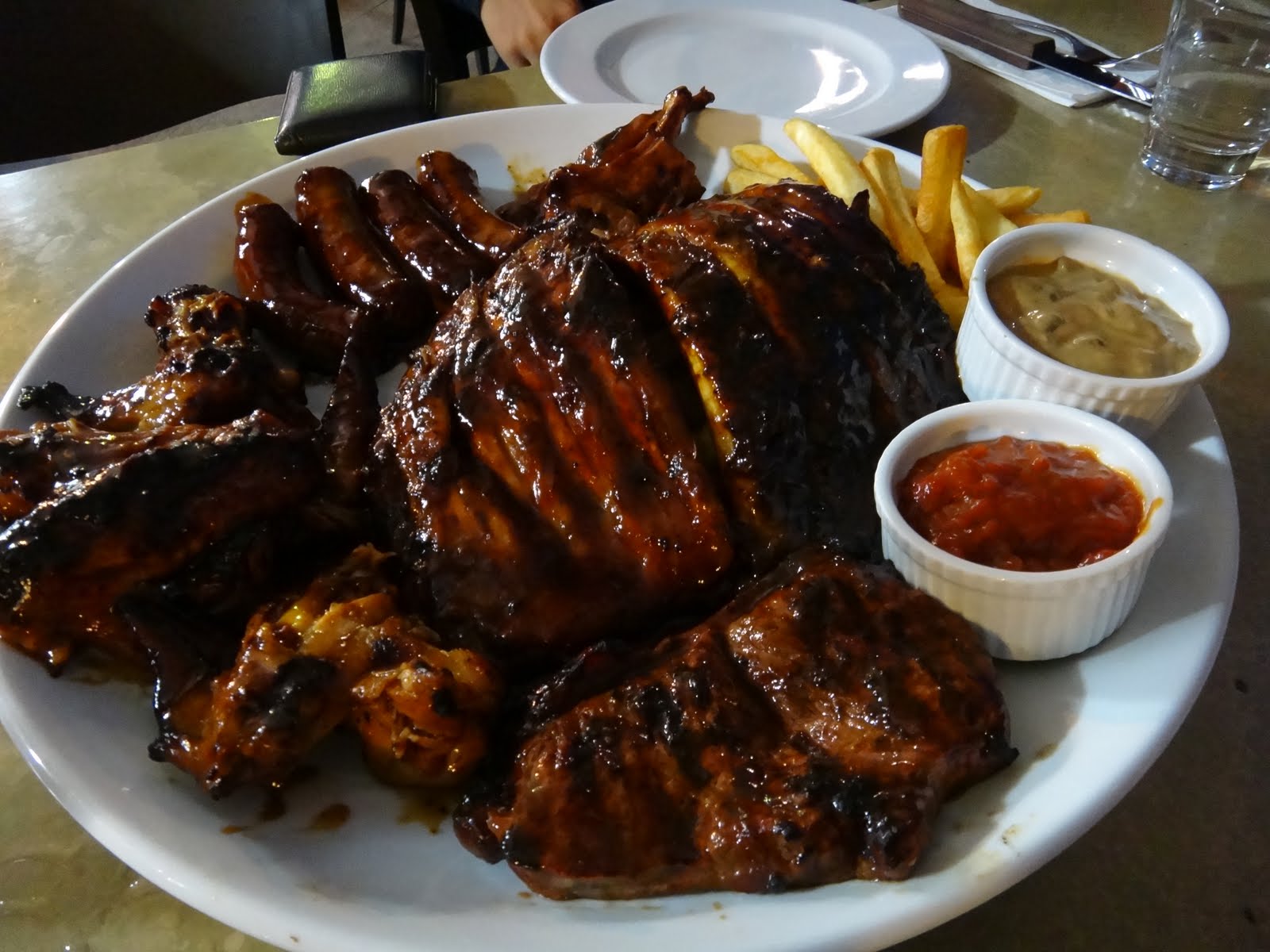 Eye Eat Hurricane's Bar & Grill Darling Harbour