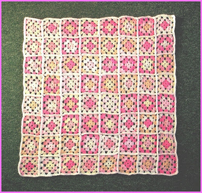 Marianna's Lazy Daisy Days: Pastel Pink Granny Square Blanket