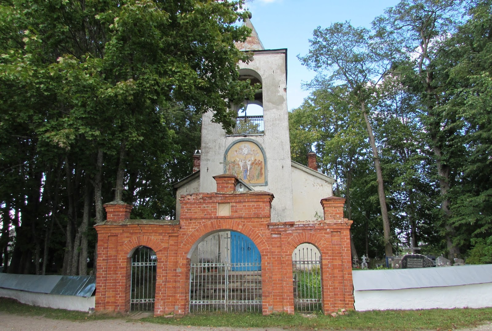 Храм в крестах Псков