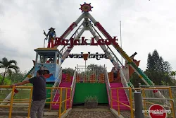 taman legenda keong emas tmii jakarta