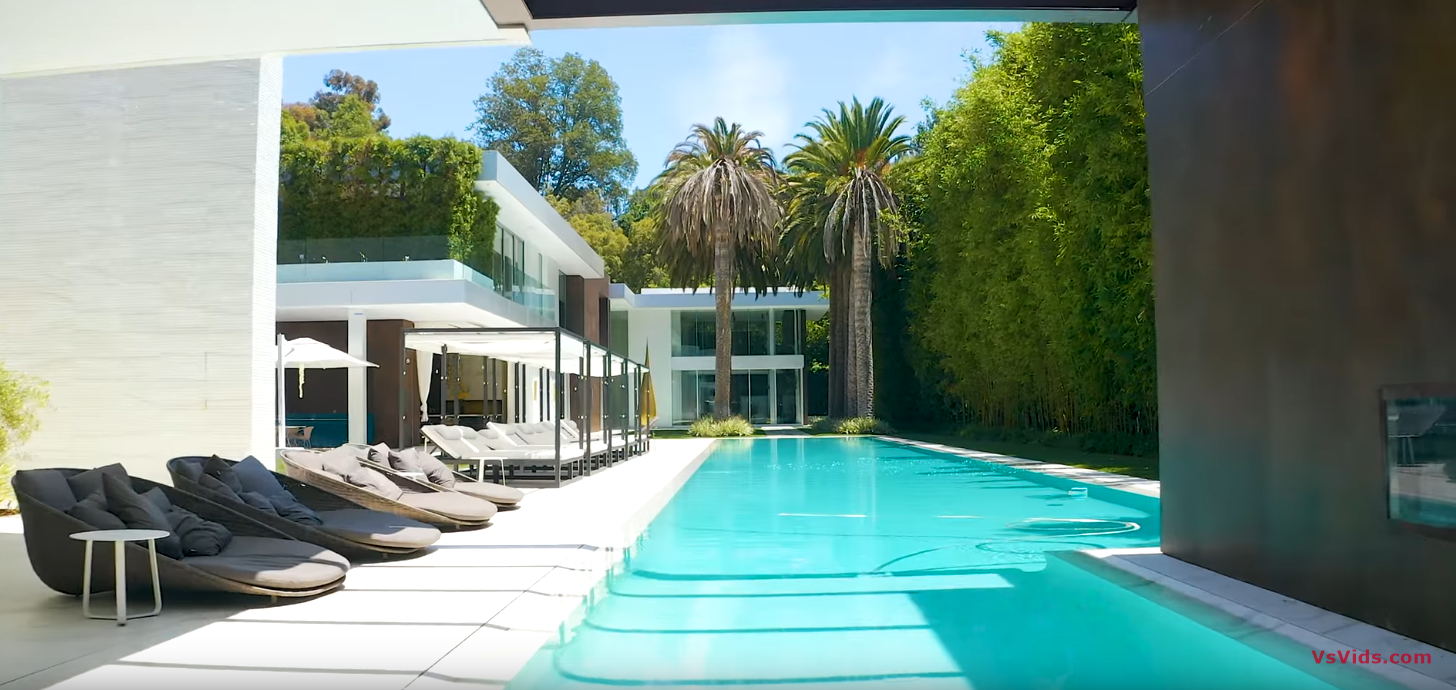 43 Photos vs. $65 MILLION BEL AIR MEGA MANSION WITH A BEAUTY SALON AND SPA! - Luxury Home & Interior Design Tour 43 Photos vs. $65 MILLION BEL AIR MEGA MANSION WITH A BEAUTY SALON AND SPA! - Luxury Home & Interior Design Tour