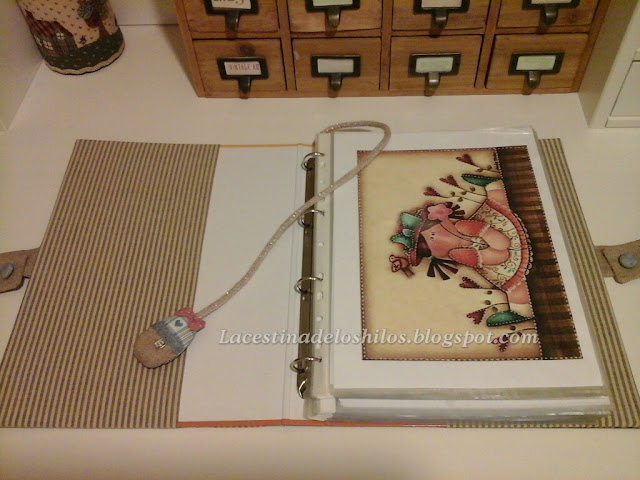 La cestina de los hilos: Funda de archivador